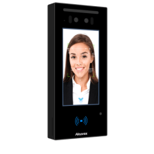 Frente de Calle / Ideal para fraccionamientos / Administración 100% en la Nube / Notificación a APP / Llamada Telefónica / SI