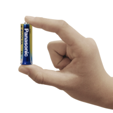 Batería Alcalina AA 1.5V EVOLTA / No recargable / Paquete 4 baterias