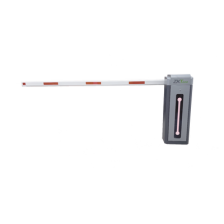 Barrera Vehicular Derecha / Incluye brazo telescópico de hasta 4.5 metros / Tiempo de Apertura 3 segundos / Sentido Configurabl