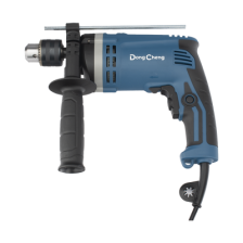 Taladro Rotomartillo de 710W ,110 Vca con broquero de 1/2 pulgada.