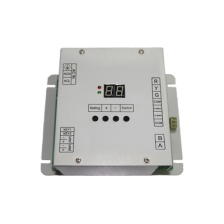 Controlador D / Tráfico P / Cruce Peatonal / 5 Salidas / Con Gabinete.