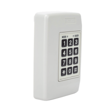 Controlador de una puerta y hasta 500 Usuarios, con capacidad de Conexión de Dos lectoras