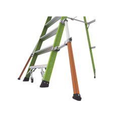 Escalera Fija de 8' (2.4m) de Fibra de Vidrio con Jaula y Peldaños de Aluminio. (SKU:19708-146).