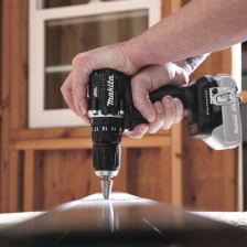 Rotomartillo/Taladro Inalámbrico SIN CARBONES, Broquero de 1/2", 1,700 RPM, 18VâŽ“, Torque: 40 N.m C/2 Bat. (1.5Ah) y Carga