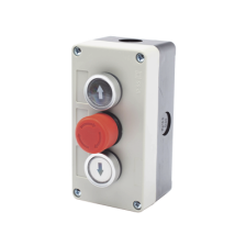 Botonera Triple con Boton de Stop Tipo Enclavado / Para Barreras Vehiculares, Operadores Corredizos y Abatibles.