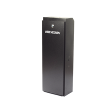 Barrera Vehicular DERECHA / Brazo Incluido Ajustable de 2 a 4 mts / Apertura en 3 Segundos / Incluye Banda Protectora Antigolpe